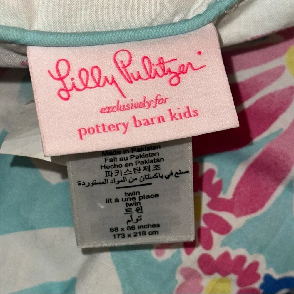 Pottery Barn Kids Teen Lilly Pulitzer Twin Unicorns in Bloom Quilt Comforter